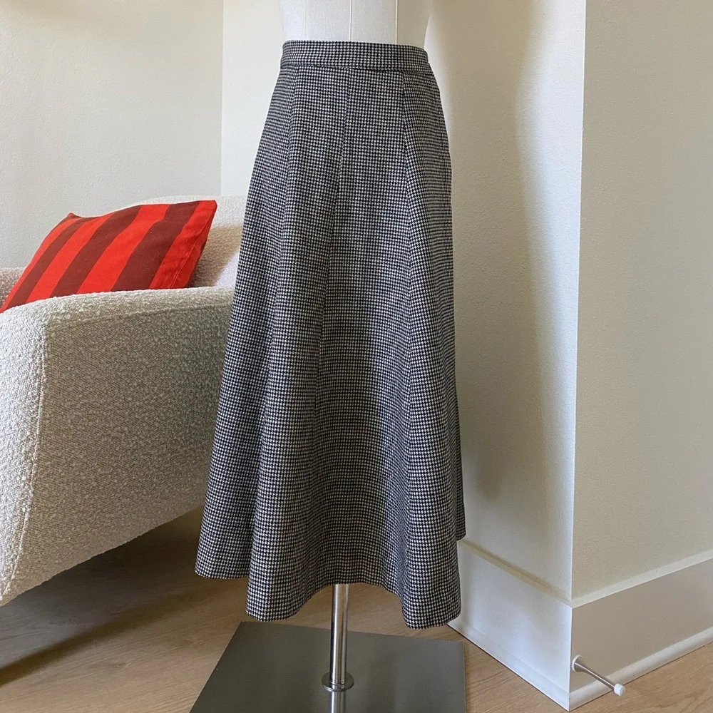 Vintage Wool Houndstooth A-Line Midi Skirt (~XS, 0)
